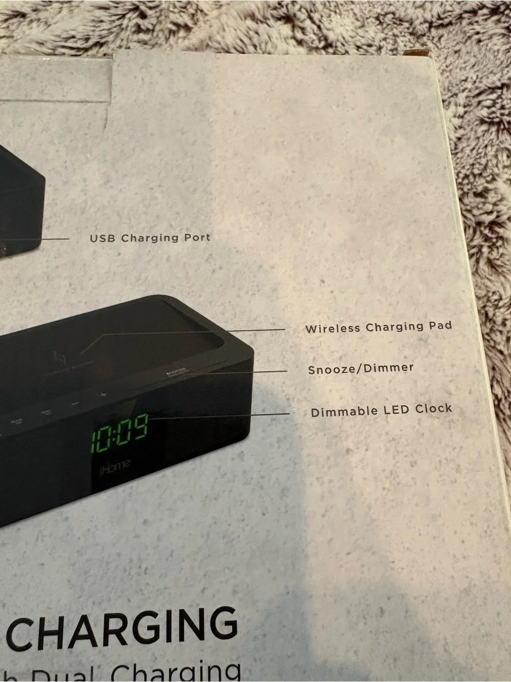 iHome Wireless Charging Alarm Clock - NWT